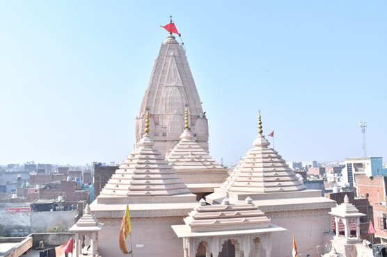 मंदिर निर्माण